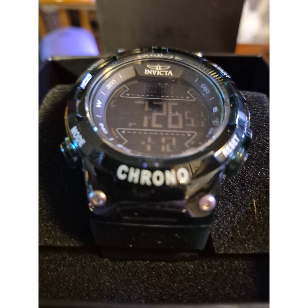 Invicta Racing Burnout Digital